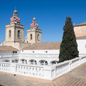 Grupoandria El Claustre De Ciutadella - Hospederia Hostel